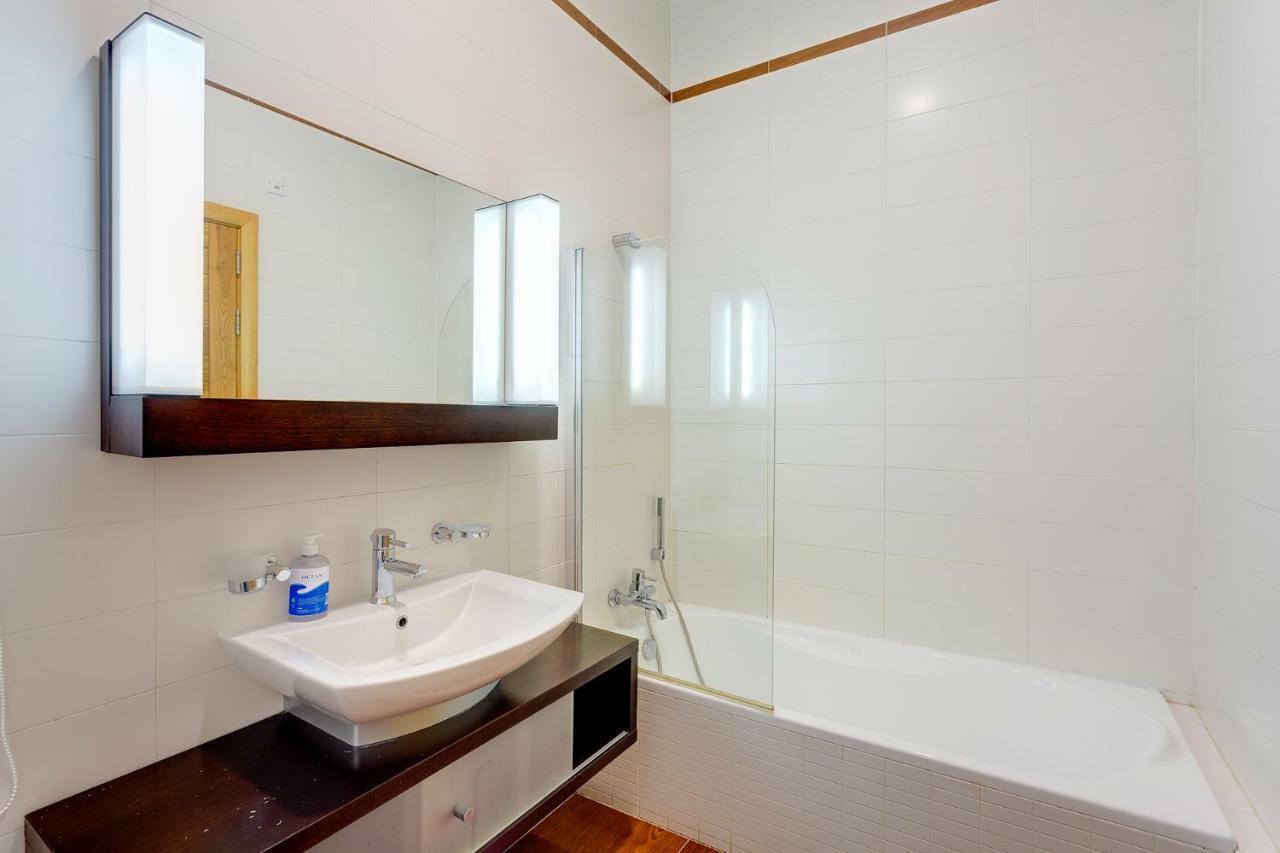Apartment In Fort Cambridge With Pool Sliema Exteriér fotografie