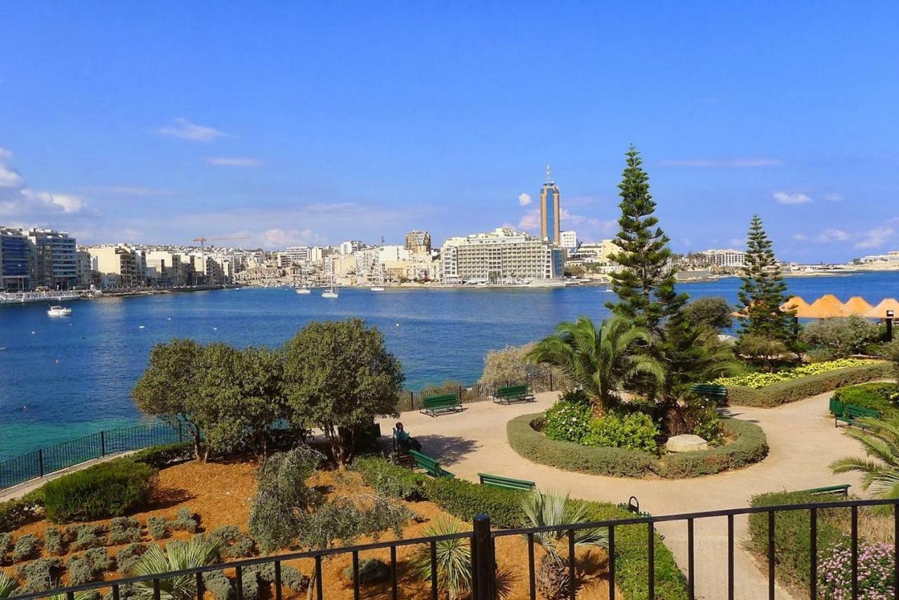 Apartment In Fort Cambridge With Pool Sliema Exteriér fotografie